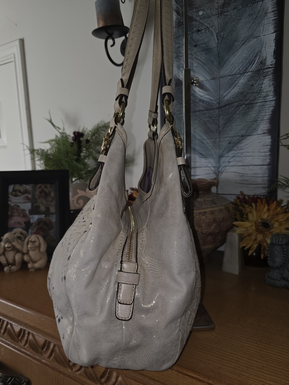 Coach Maggie Cream Leather With Gold Shimmer Shoylder Bag, VGUC, Needs Some TLC - Picture 4 of 15